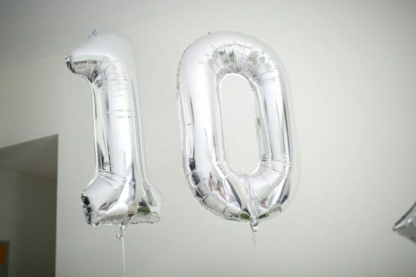 Number 10 in helium silver balloons